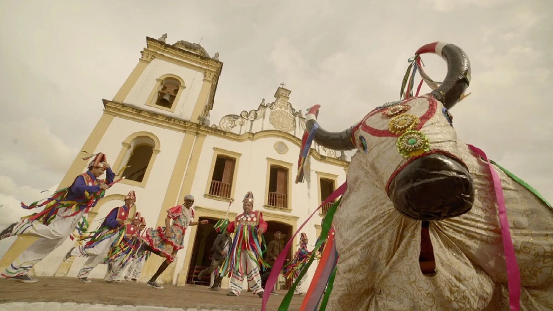 Boi de Reis · Calemba · 6 jan · masked troupe · house-to-house