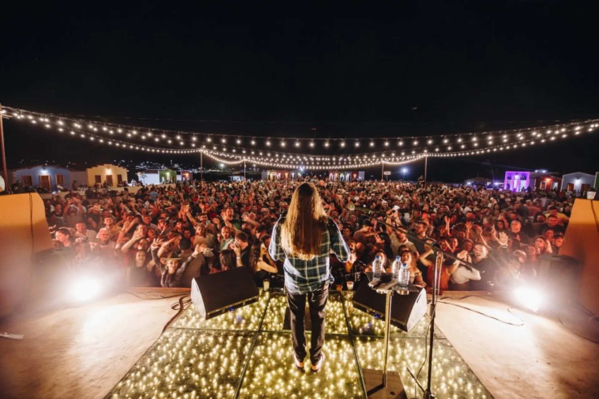 Derradeiro de Maio · Olho d'Água do Borges · forró pé-de-serra stage · Dorgival Dantas opening São João